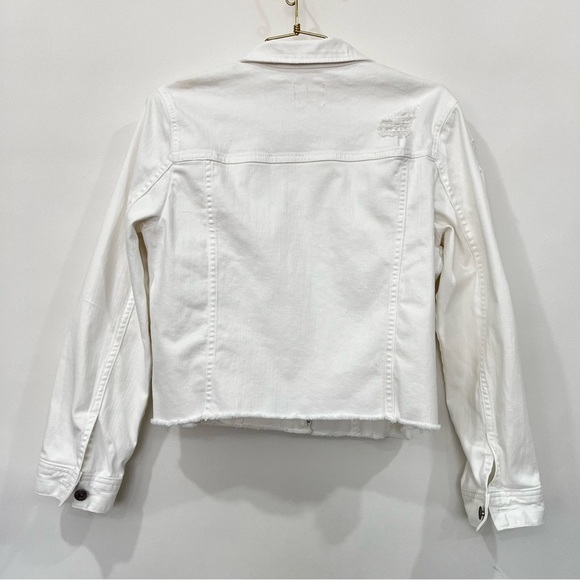Melrose and Market White Denim Jacket Size Medium Cropped Distressed With Pocket - Picture 7 of 13